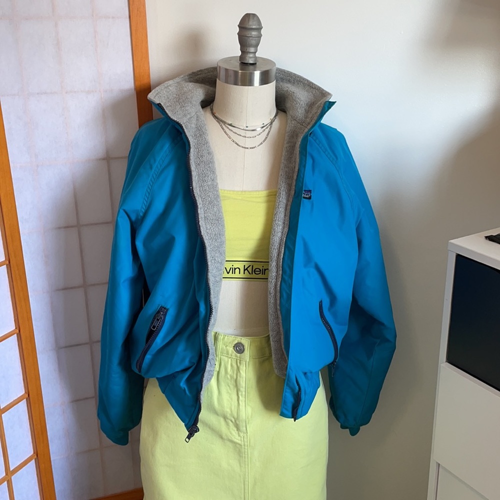 • Patagonia vintage blue windbreaker winter jacket fleece lined •